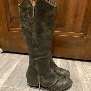 Donald J Plinar Olive Suede Devi Boot